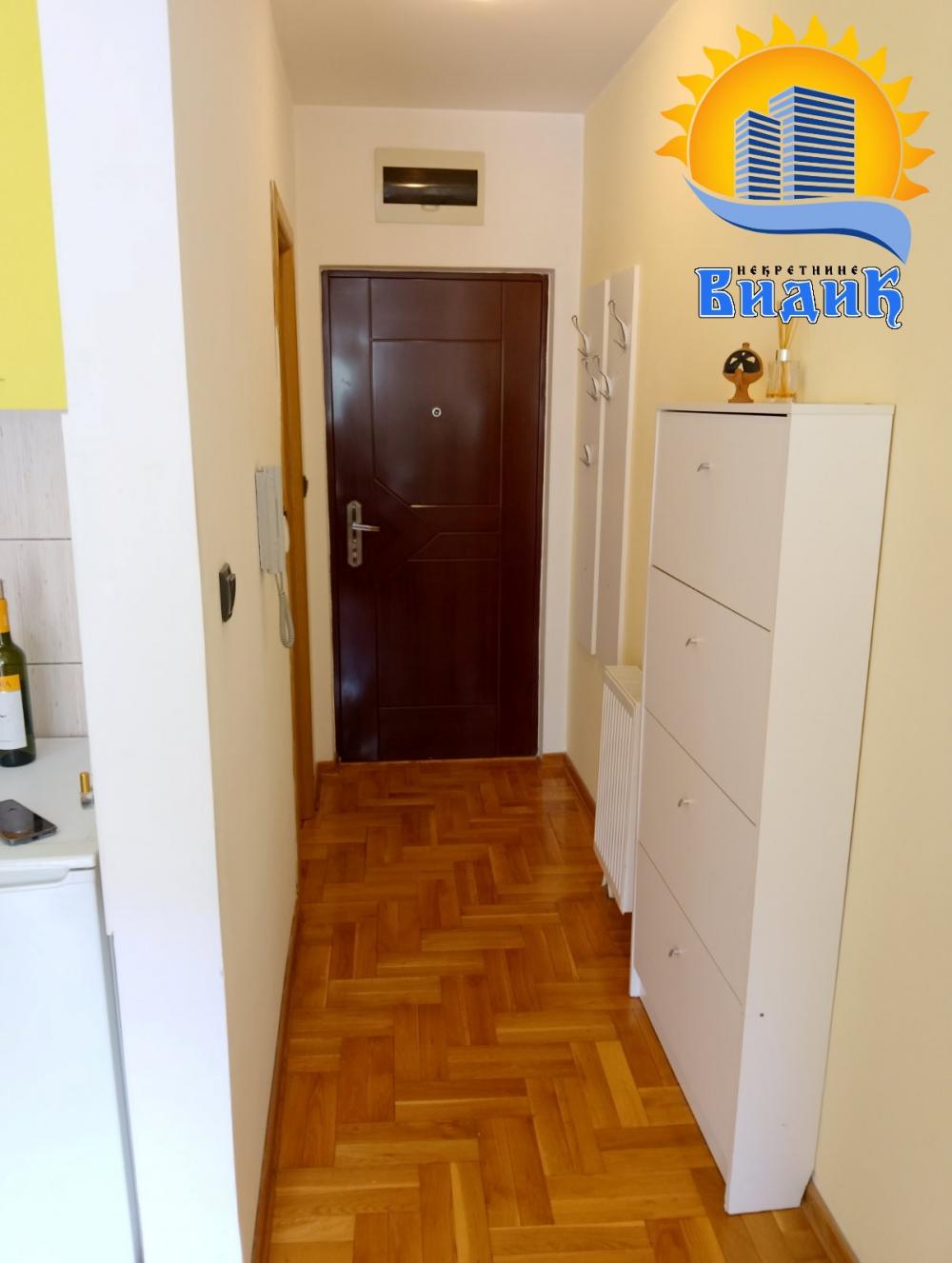 Stan na prodaju u Beogradu, Vidikovac, jednosoban, 32m2, cena 82000 evra