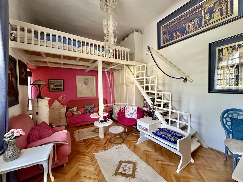 Stan na prodaju u Beogradu, Zemun, cetvorosoban, 45m2, cena 187000 evra