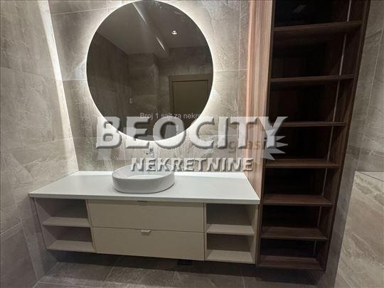 Stan na prodaju u Beogradu, Naselje Stepa Stepanović, dvoiposoban, 153m2, cena 379225 evra