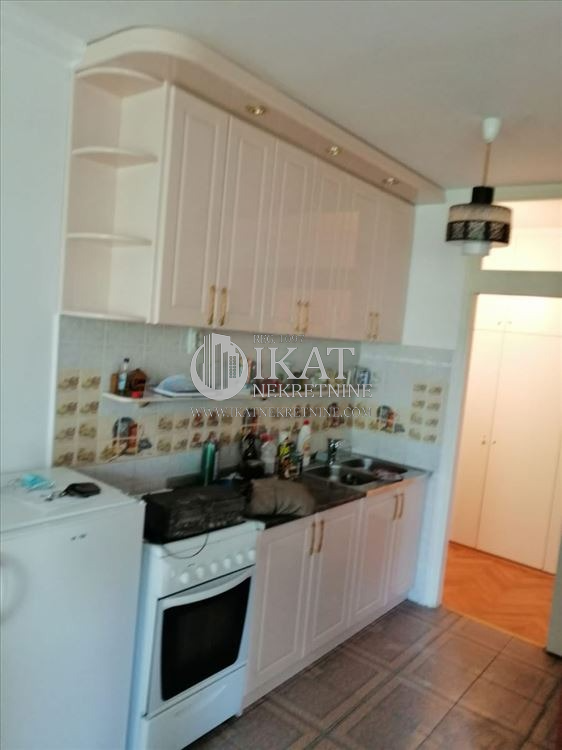 Stan na prodaju u Beogradu, Novi Beograd blok 62, dvosoban, 66m2, cena 210000 evra