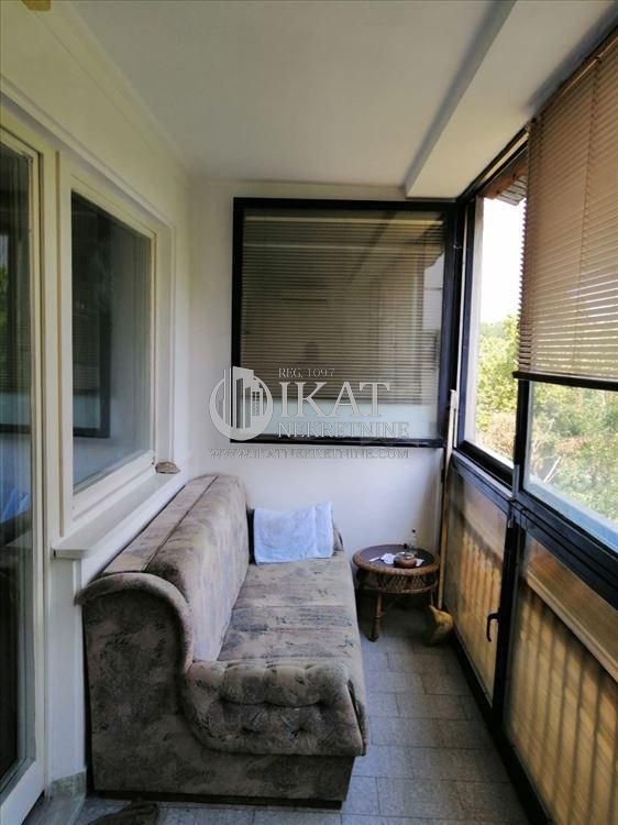 Stan na prodaju u Beogradu, Novi Beograd blok 62, dvosoban, 66m2, cena 210000 evra