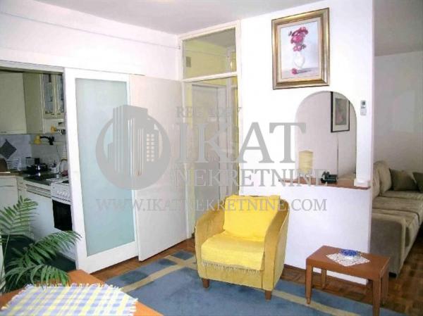 Stan na prodaju u Beogradu, Novi Beograd, dvosoban, 52m2, cena 150000 evra