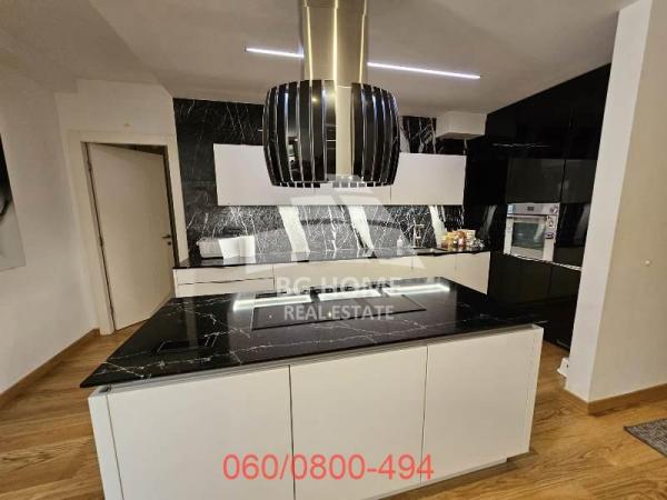 Stan na prodaju u Beogradu, Novi Beograd, cetvorosoban, 136m2, cena 450000 evra