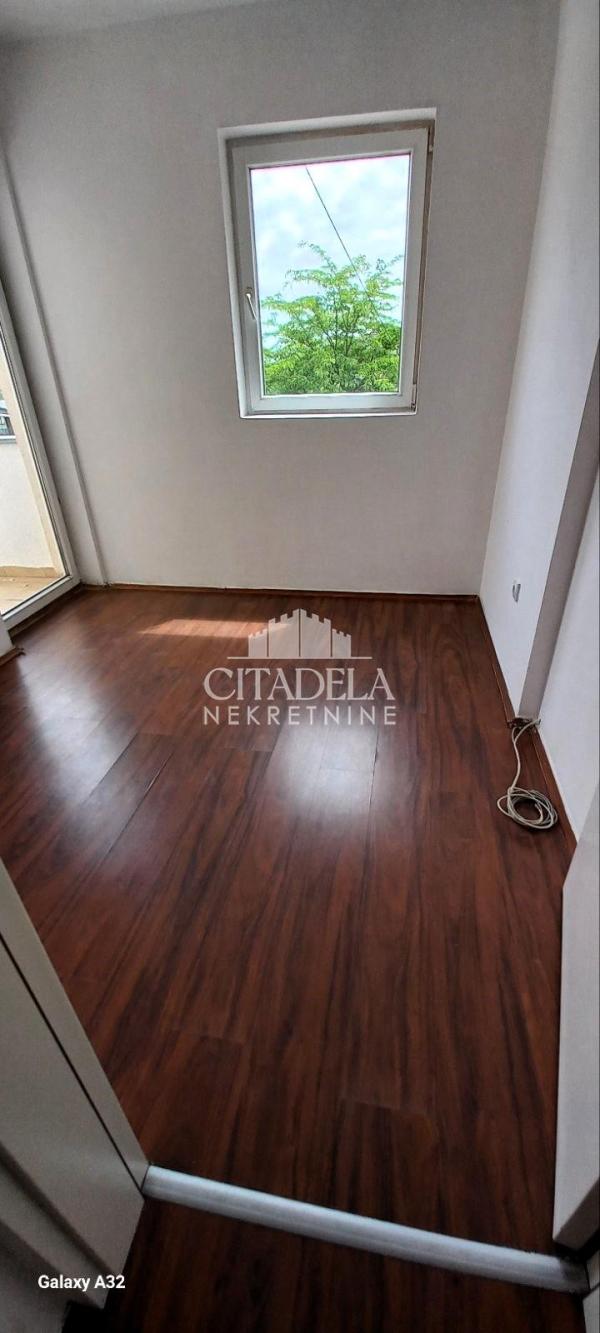 Stan na prodaju u Beogradu, Vidikovac, jednoiposoban, 39m2, cena 100000 evra