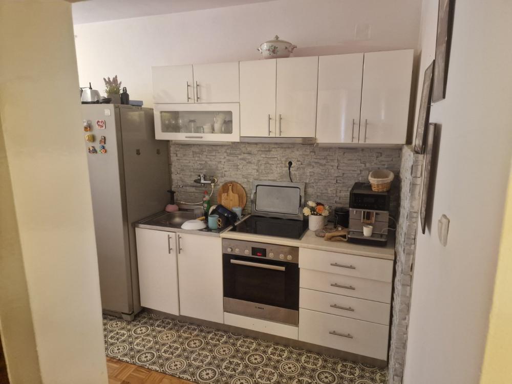 Stan na prodaju u Beogradu, Žarkovo, dvosoban, 63m2, cena 124000 evra
