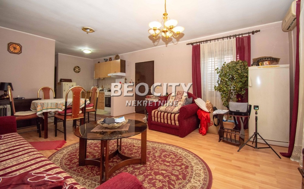 Stan na prodaju u Beogradu, Ledine, jednoiposoban, 50m2, cena 83000 evra