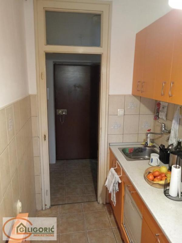 Stan na prodaju u Beogradu, Beograd (centar), jednoiposoban, 41m2, cena 136000 evra