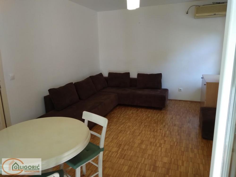 Stan na prodaju u Beogradu, Banovo brdo, jednosoban, 32m2, cena 129000 evra