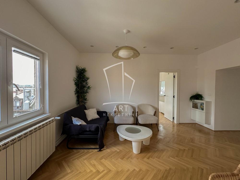 Stan na prodaju u Beogradu, Stari grad, dvoiposoban, 56m2, cena 345000 evra