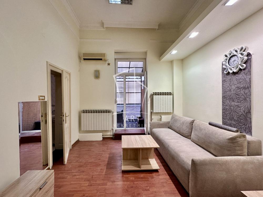 Stan na prodaju u Beogradu, Savski venac, dvosoban, 42m2, cena 189000 evra