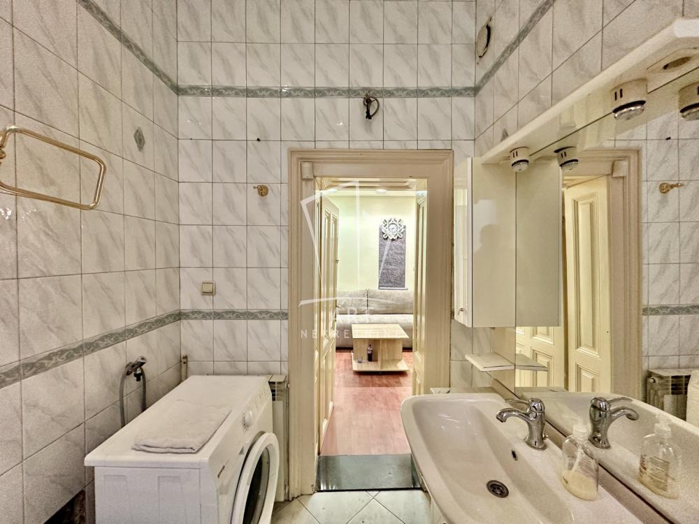 Stan na prodaju u Beogradu, Savski venac, dvosoban, 42m2, cena 189000 evra