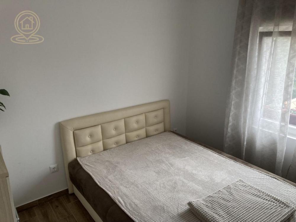 Stan na prodaju u Beogradu, Ledine, trosoban, 61m2, cena 155000 evra