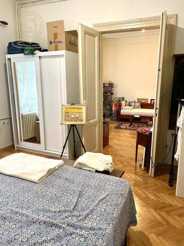 Stan na prodaju u Beogradu, Pravni fakultet, trosoban, 70m2, cena 297000 evra