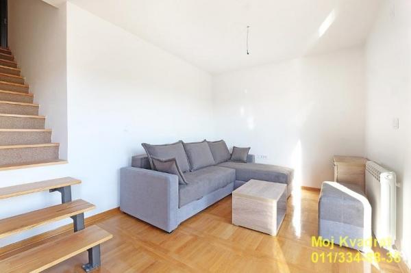 Stan na prodaju u Beogradu, Vukov spomenik, trosoban, 93m2, cena 297600 evra
