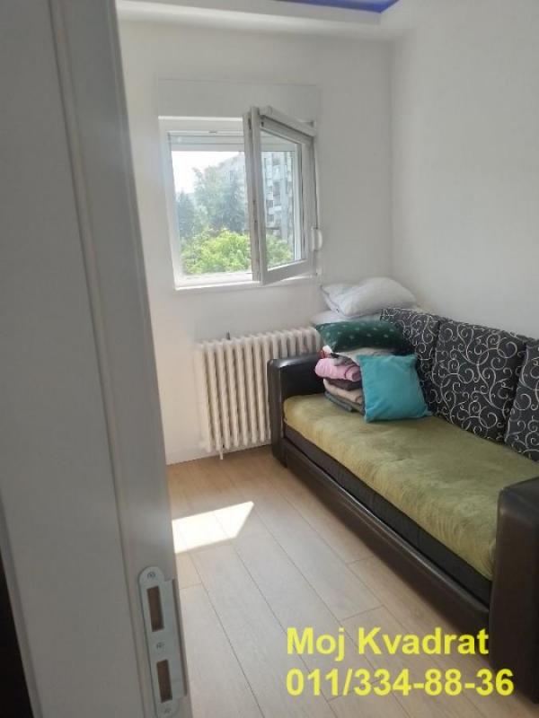 Stan na prodaju u Beogradu, Mirijevo, dvoiposoban, 59m2, cena 163000 evra