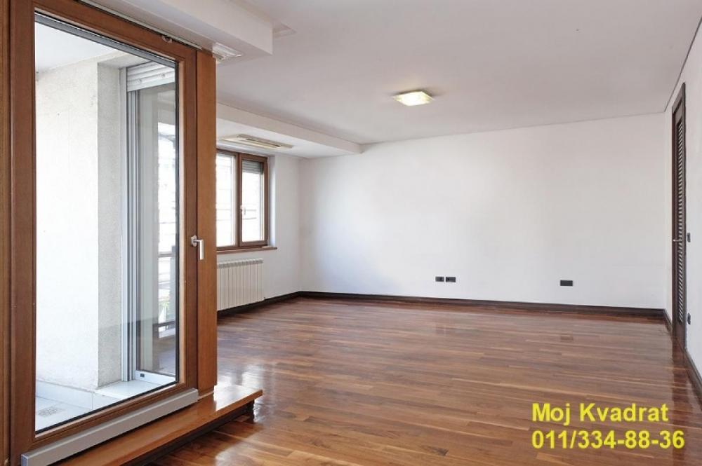 Stan na prodaju u Beogradu, Crveni Krst, cetvorosoban, 104m2, cena 468450 evra