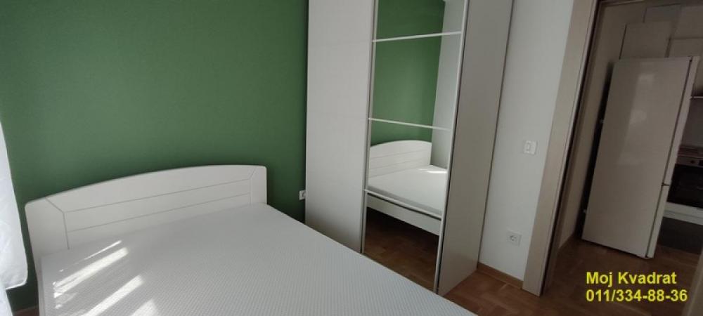 Stan na prodaju u Beogradu, Jajinci, jednoiposoban, 33m2, cena 112500 evra
