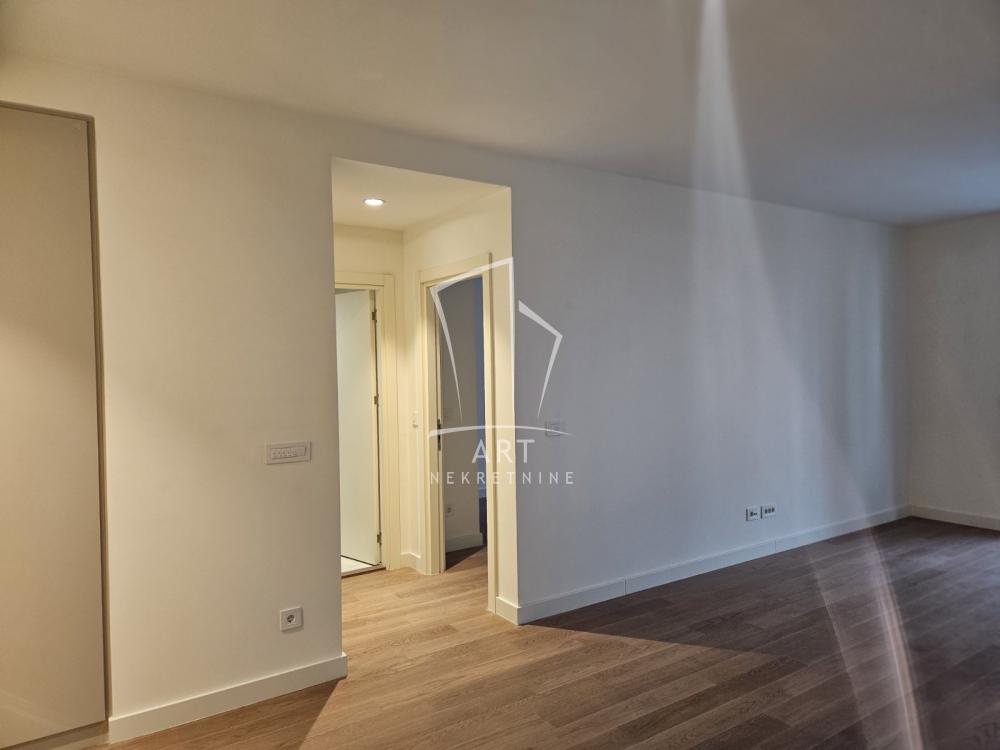 Stan na prodaju u Beogradu, Beograd na vodi, dvosoban, 58m2, cena 295800 evra