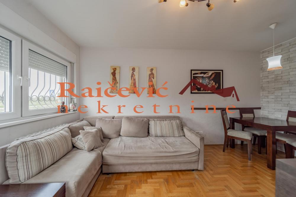 Stan na prodaju u Beogradu, Novi Beograd blok 72, jednoiposoban, 38m2, cena 128000 evra