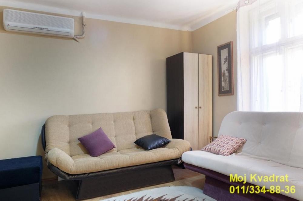 Stan na prodaju u Beogradu, Vukov spomenik, cetvorosoban, 82m2, cena 240000 evra