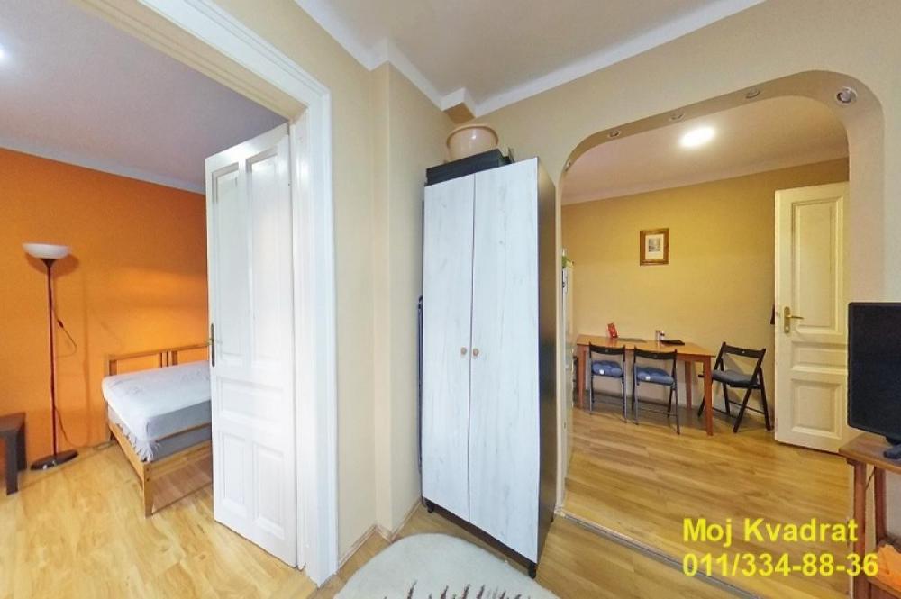 Stan na prodaju u Beogradu, Vukov spomenik, cetvorosoban, 82m2, cena 240000 evra