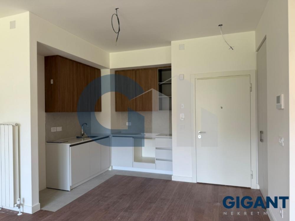 Stan na prodaju u Beogradu, Beograd na vodi, dvosoban, 66m2, cena 285000 evra