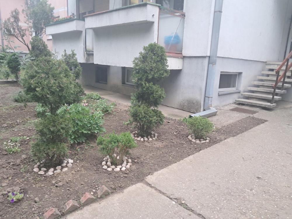 Stan na prodaju u Beogradu, Zemun polje, dvosoban, 45m2, cena 76000 evra