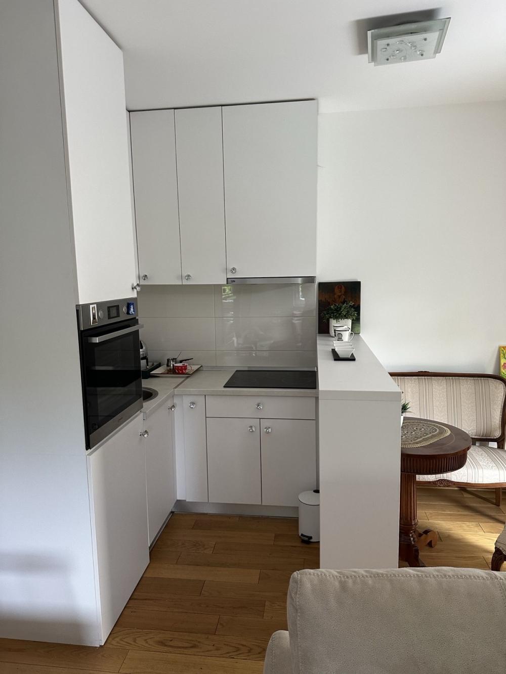 Stan na prodaju u Beogradu, Pašino brdo, jednoiposoban, 30m2, cena 140000 evra