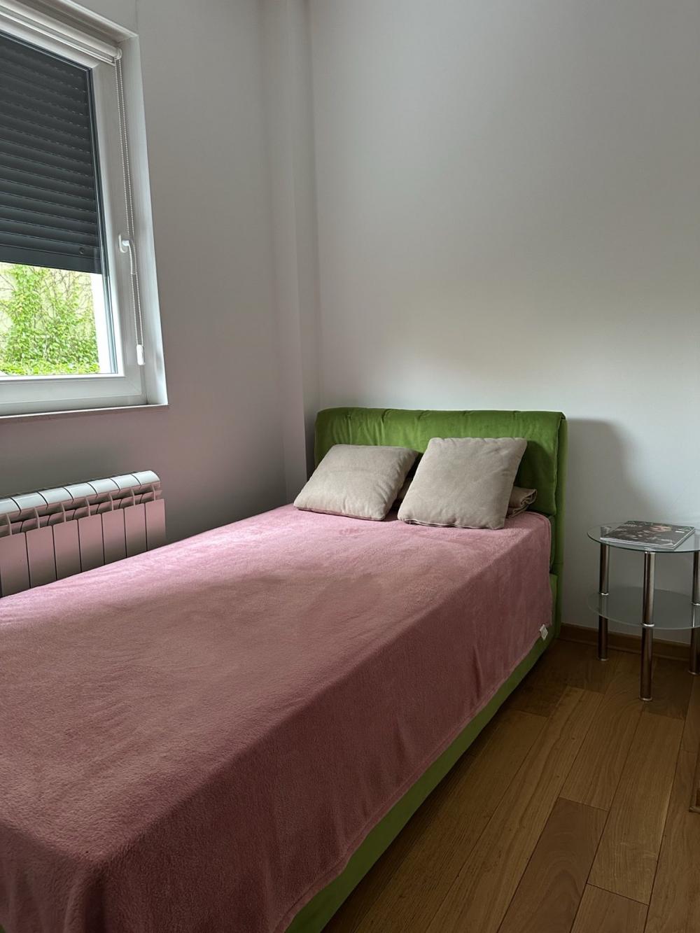 Stan na prodaju u Beogradu, Pašino brdo, jednoiposoban, 30m2, cena 140000 evra