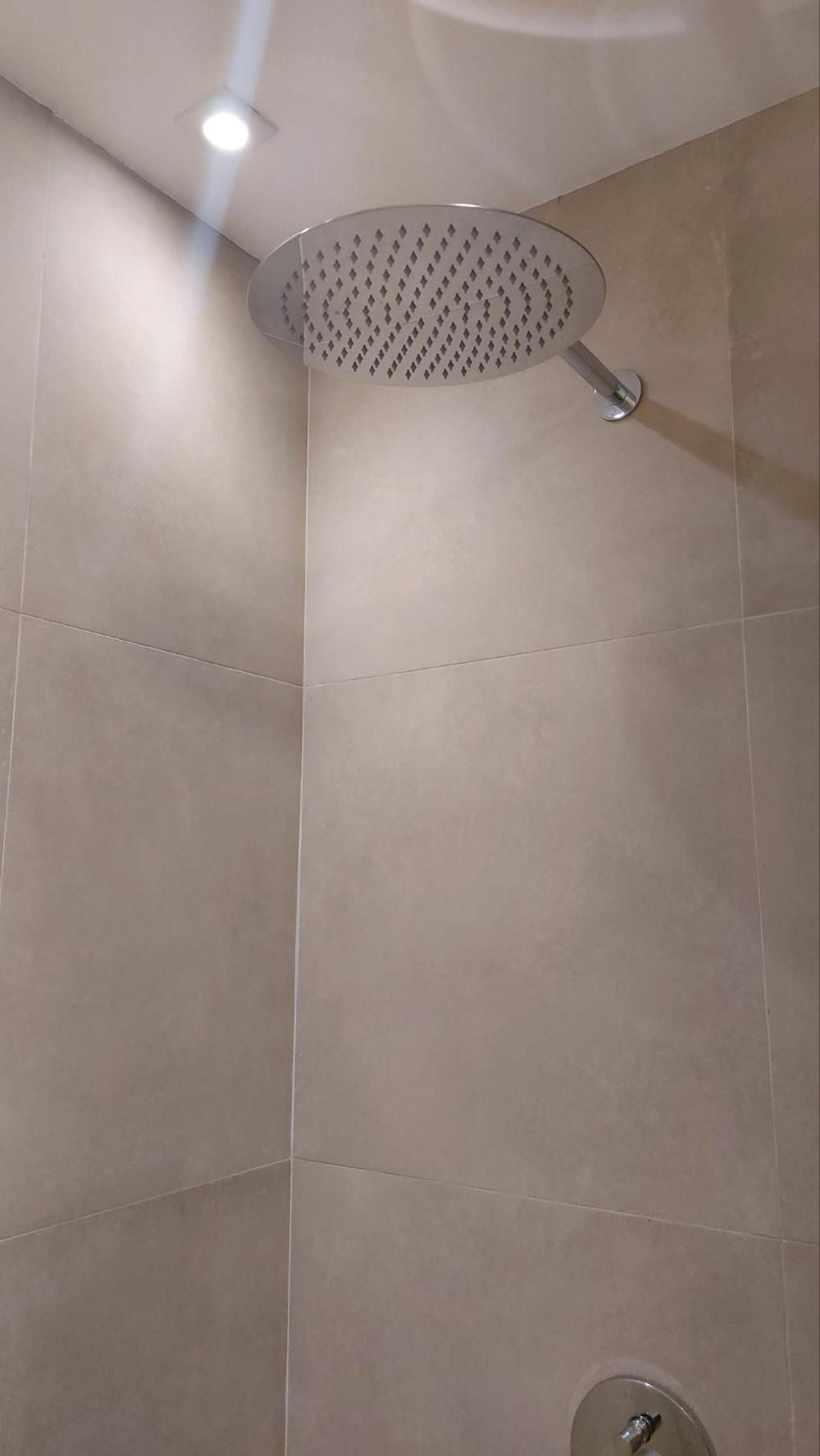 Stan na prodaju u Beogradu, Severni bulevar, dvoiposoban, 51m2, cena 170000 evra