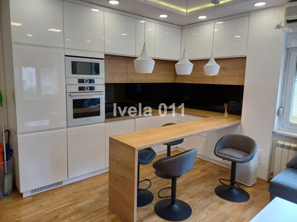 Stan na prodaju u Beogradu, Stari grad, 32m2, cena 176000 evra