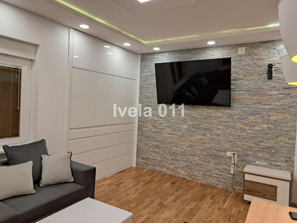 Stan na prodaju u Beogradu, Stari grad, 32m2, cena 176000 evra