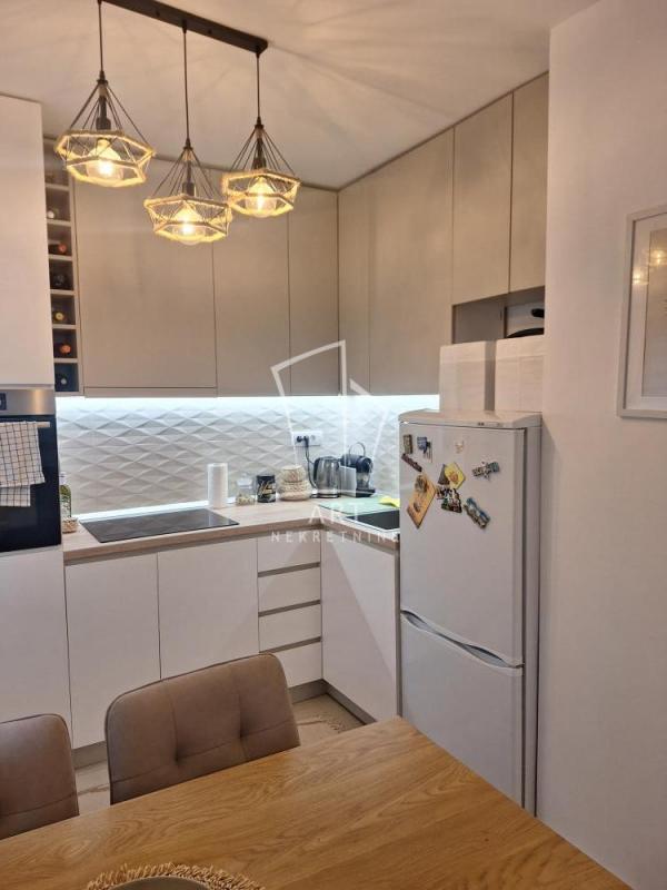 Stan na prodaju u Beogradu, Čukarica, jednosoban, 32m2, cena 93900 evra