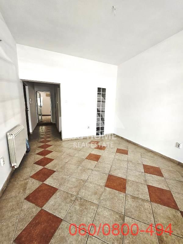 Stan na prodaju u Beogradu, Kalenić pijaca, dvosoban, 59m2, cena 222000 evra