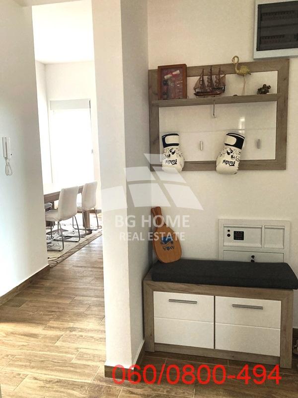 Stan na prodaju u Beogradu, Novi Beograd, trosoban, 61m2, cena 155000 evra