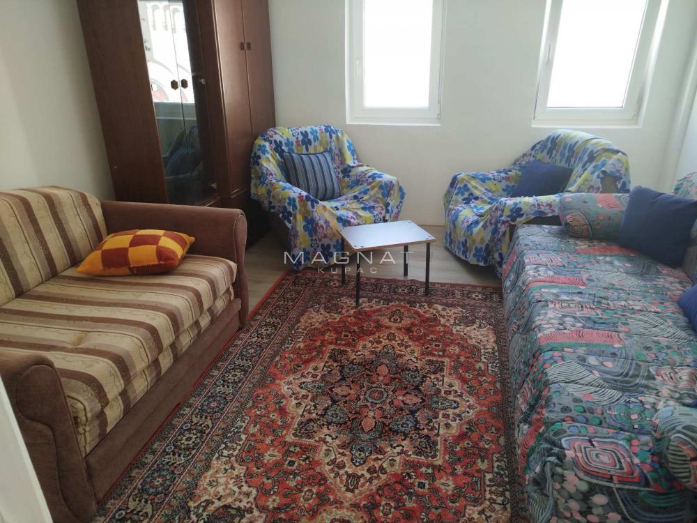 Stan na prodaju u Beogradu, Zemun, jednosoban, 25m2, cena 52000 evra