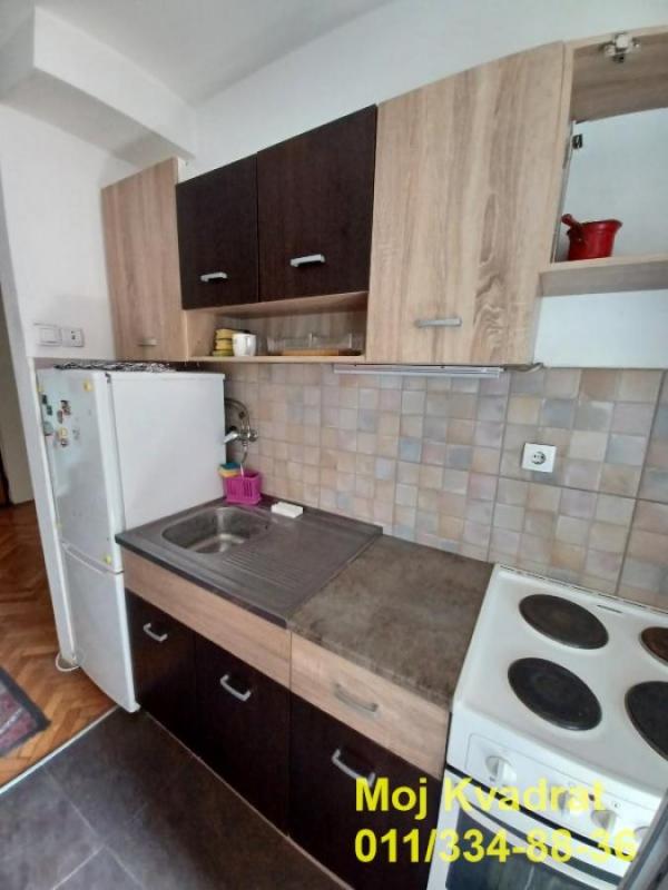 Stan na prodaju u Beogradu, Lion, dvoiposoban, 55m2, cena 181900 evra
