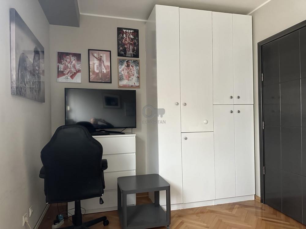 Stan na prodaju u Beogradu, Banovo brdo, trosoban, 103m2, cena 317000 evra