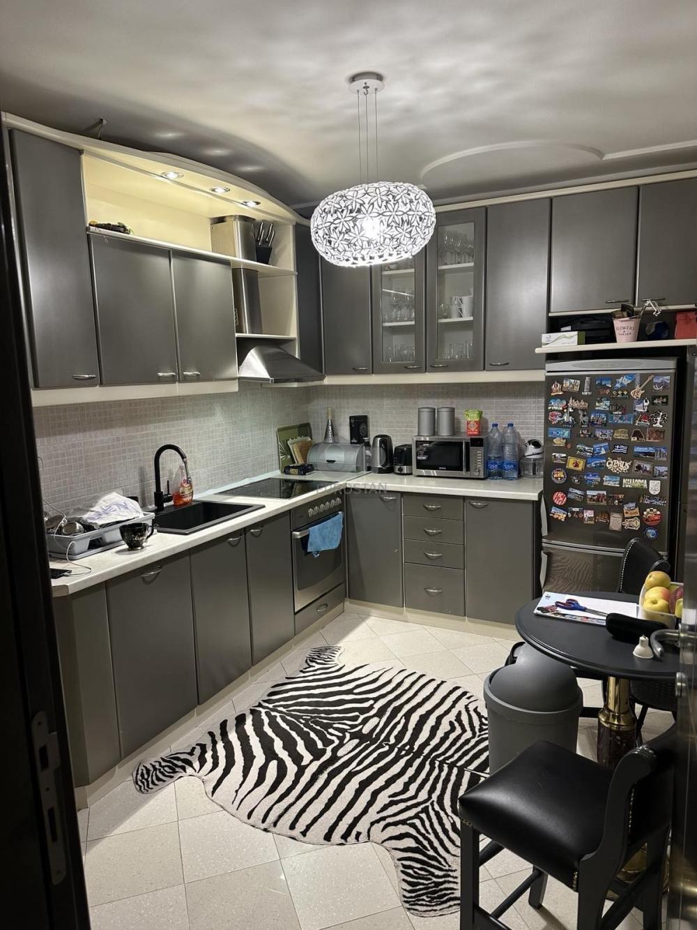 Stan na prodaju u Beogradu, Banovo brdo, trosoban, 103m2, cena 317000 evra