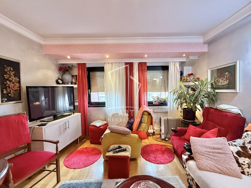 Stan na prodaju u Beogradu, Banovo brdo, 103m2, cena 315000 evra