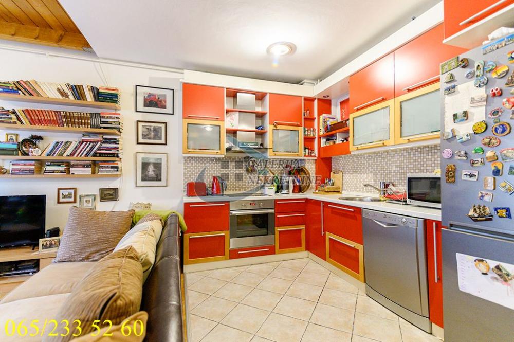 Stan na prodaju u Beogradu, Zvezdara, trosoban, 78m2, cena 299000 evra