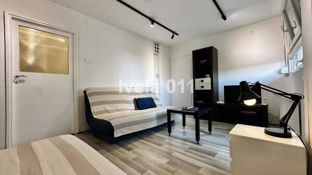 Stan na prodaju u Beogradu, Konjarnik, jednoiposoban, 43m2, cena 147500 evra