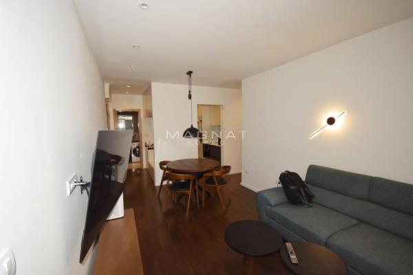 Stan na prodaju u Beogradu, Crveni Krst, dvosoban, 54m2, cena 214000 evra