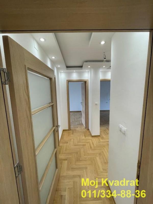 Stan na prodaju u Beogradu, Banovo brdo, cetvorosoban, 120m2, cena 405000 evra