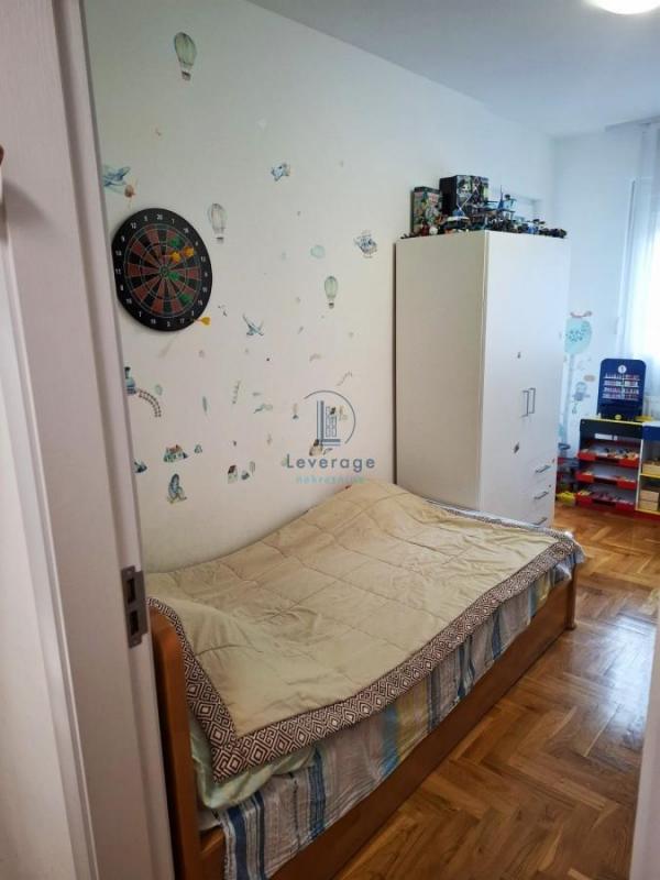 Stan na prodaju u Beogradu, Zvezdara 2, dvoiposoban, 55m2, cena 137500 evra