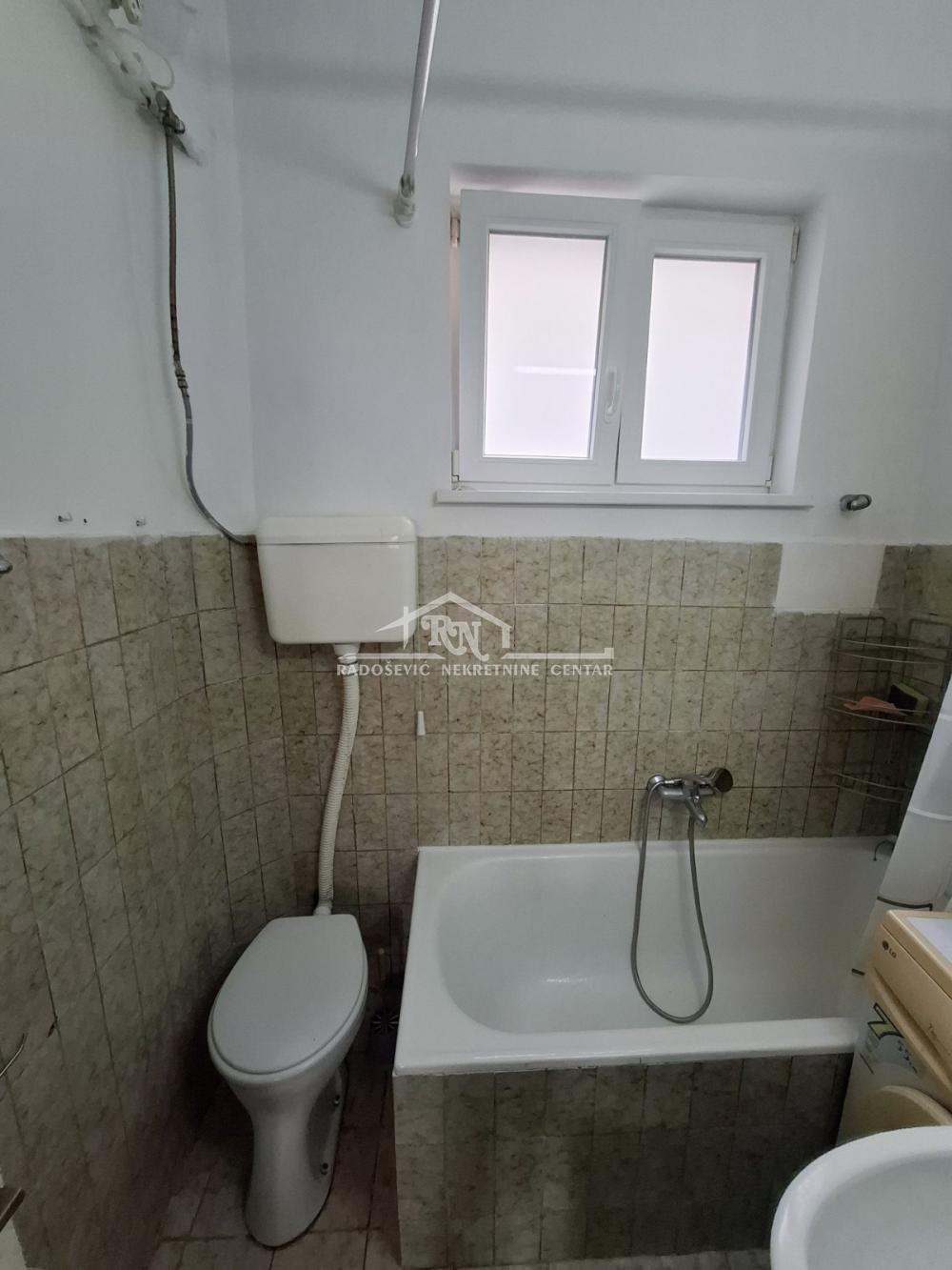 Stan na prodaju u Beogradu, Vukov spomenik, jednosoban, 28m2, cena 155000 evra