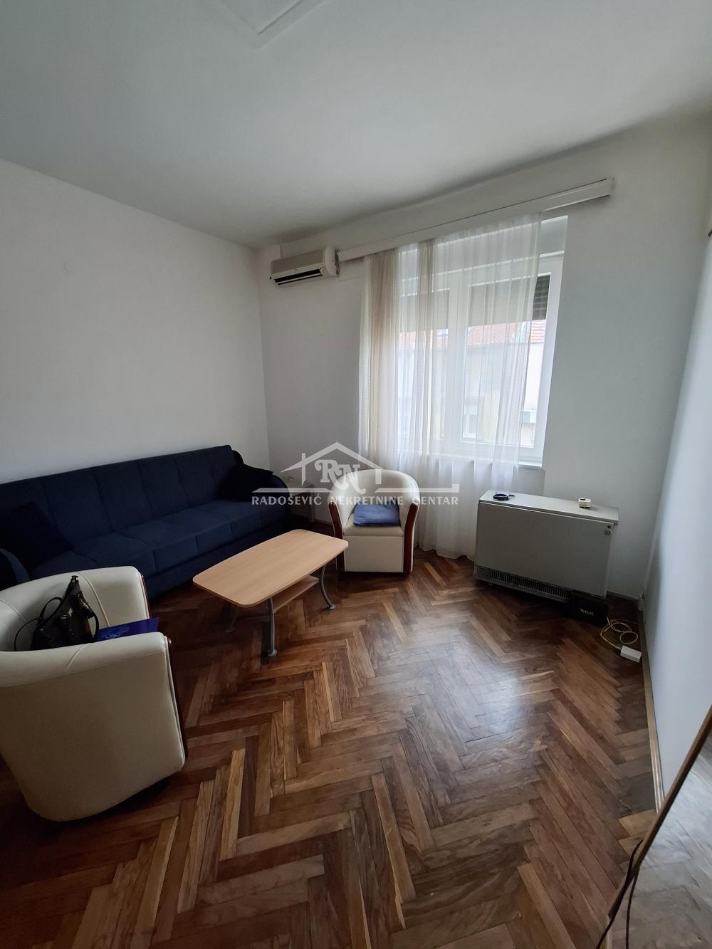 Stan na prodaju u Beogradu, Vukov spomenik, jednosoban, 28m2, cena 155000 evra