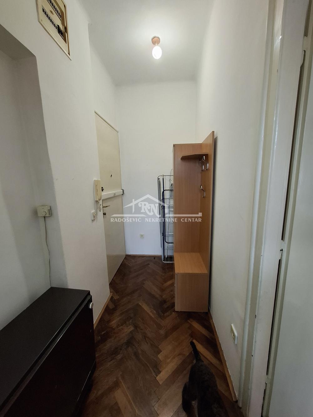 Stan na prodaju u Beogradu, Vukov spomenik, jednosoban, 28m2, cena 155000 evra