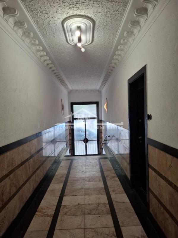 Stan na prodaju u Beogradu, Vukov spomenik, jednosoban, 28m2, cena 155000 evra