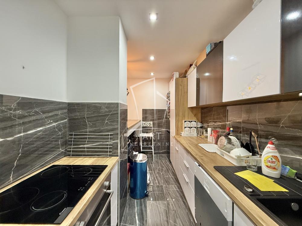 Stan na prodaju u Beogradu, Mirijevo, dvoiposoban, 59m2, cena 164070 evra